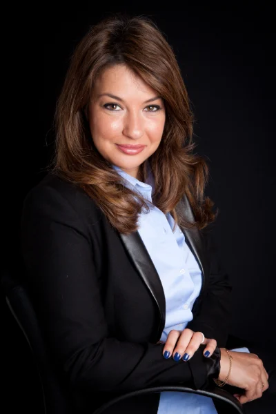 Negar Moshrefi