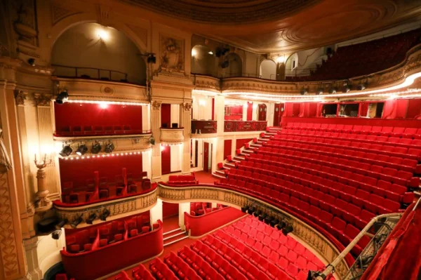 THEATRE DE LA MADELEINE
