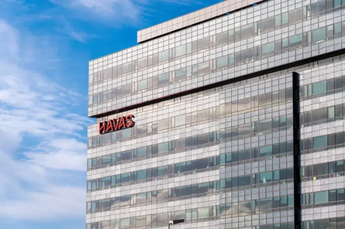 HAVAS